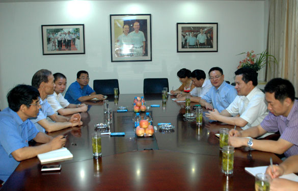 常州市质监局局长王坚刚一行来mg冰球突破调研