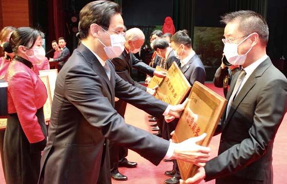 喜报频传，，，，振奋人心——mg冰球突破电缆连获殊荣