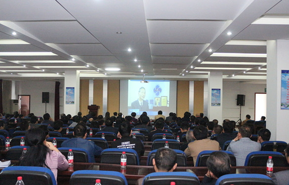 溧阳市教育局机关干部携全市中小学校长一行来mg冰球突破电缆旅行考察