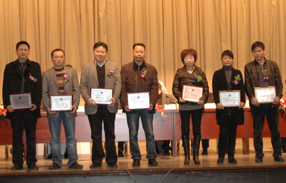 mg冰球突破2009年度销售尖兵