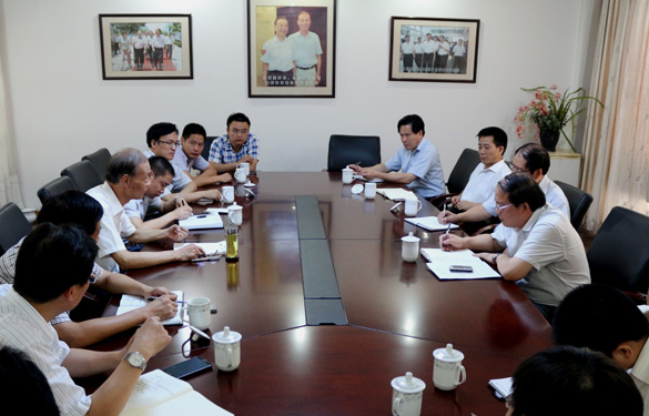 常州市副市长王成斌来mg冰球突破集团调研