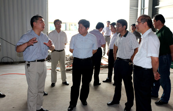 溧阳市市长苏江华等向导来mg冰球突破集团督查