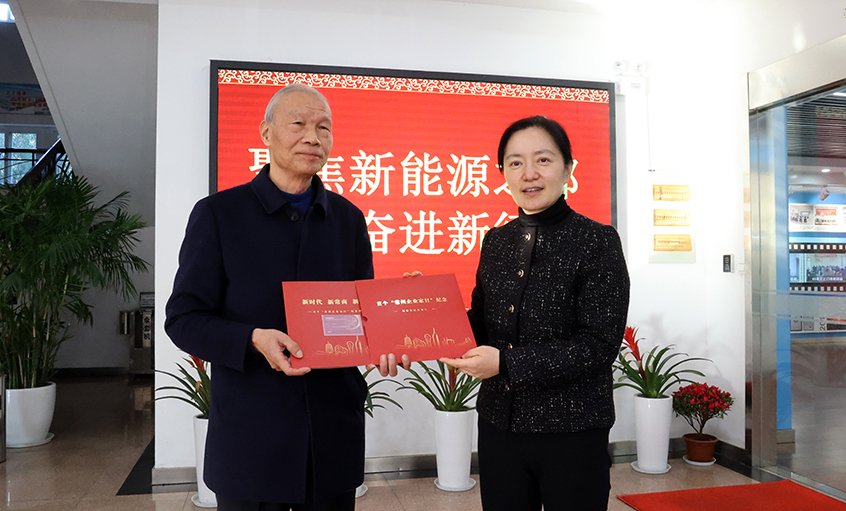 常州市市长盛蕾一行来mg冰球突破电缆走访